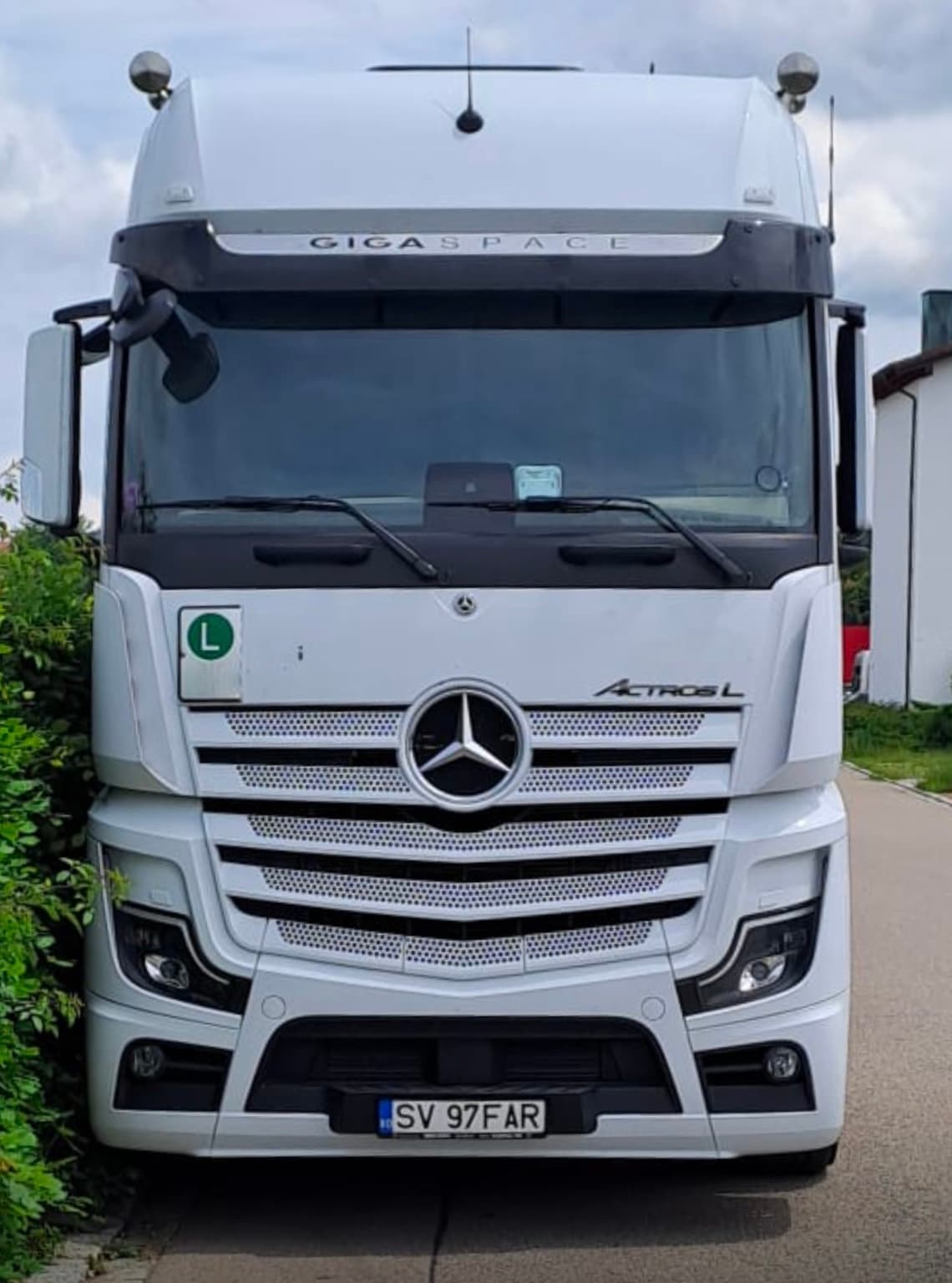 Curtain-Side Transport